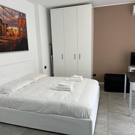 Sempione Rho Expo Stay - Affitti Brevi Italia 佩罗 外观 照片